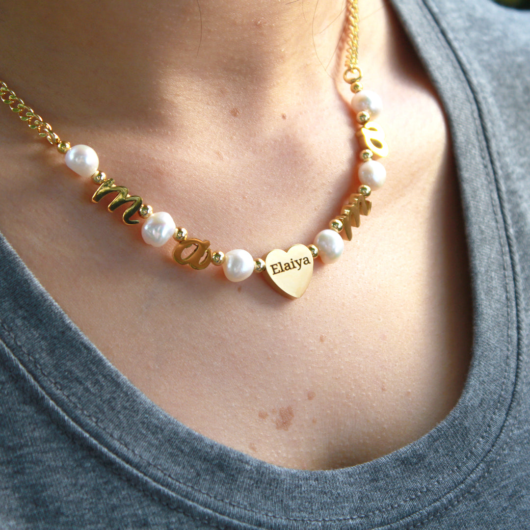 Personalized natural freshwater pearl necklace with MAMA letters