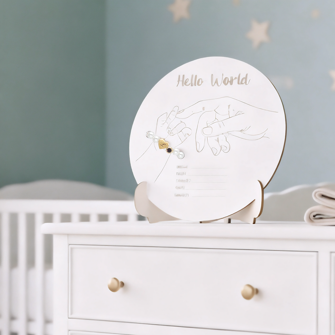 Hello World Newborn Memorial Jewelry Display Stand – A Gentle Way to Treasure Baby’s First Keepsakes