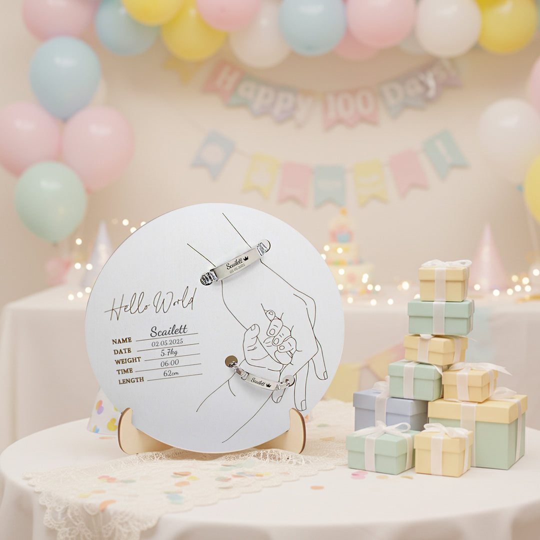 Hello World Newborn Memorial Jewelry Display Stand – A Gentle Way to Treasure Baby’s First Keepsakes