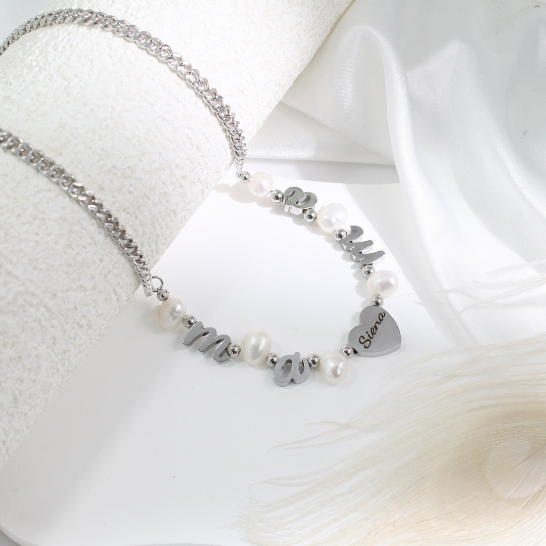 Personalized natural freshwater pearl necklace with MAMA letters