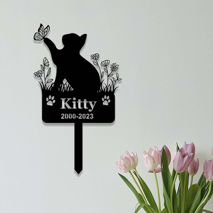 Personalized Iron Pet Memorial: Custom Name for Kitty