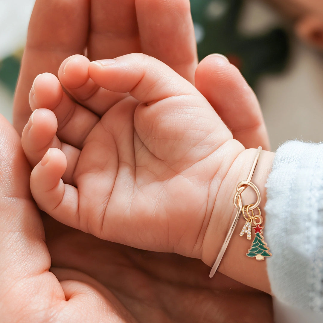 Custom Christmas Tree Bracelet with Rhinestone Letter Charm – Adjustable Holiday Jewelry Gift