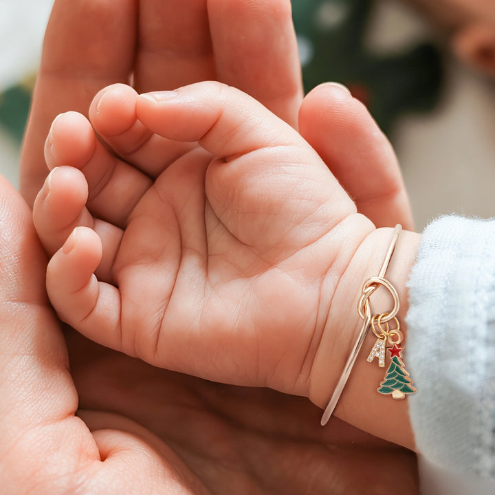 Custom Christmas Tree Bracelet with Rhinestone Letter Charm – Adjustable Holiday Jewelry Gift