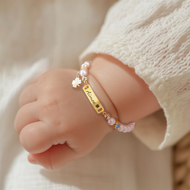Custom Baby Name Bracelet with Pearls, Birthstone & Four-Leaf Clover Charm – Personalized Infant Jewelry Gift