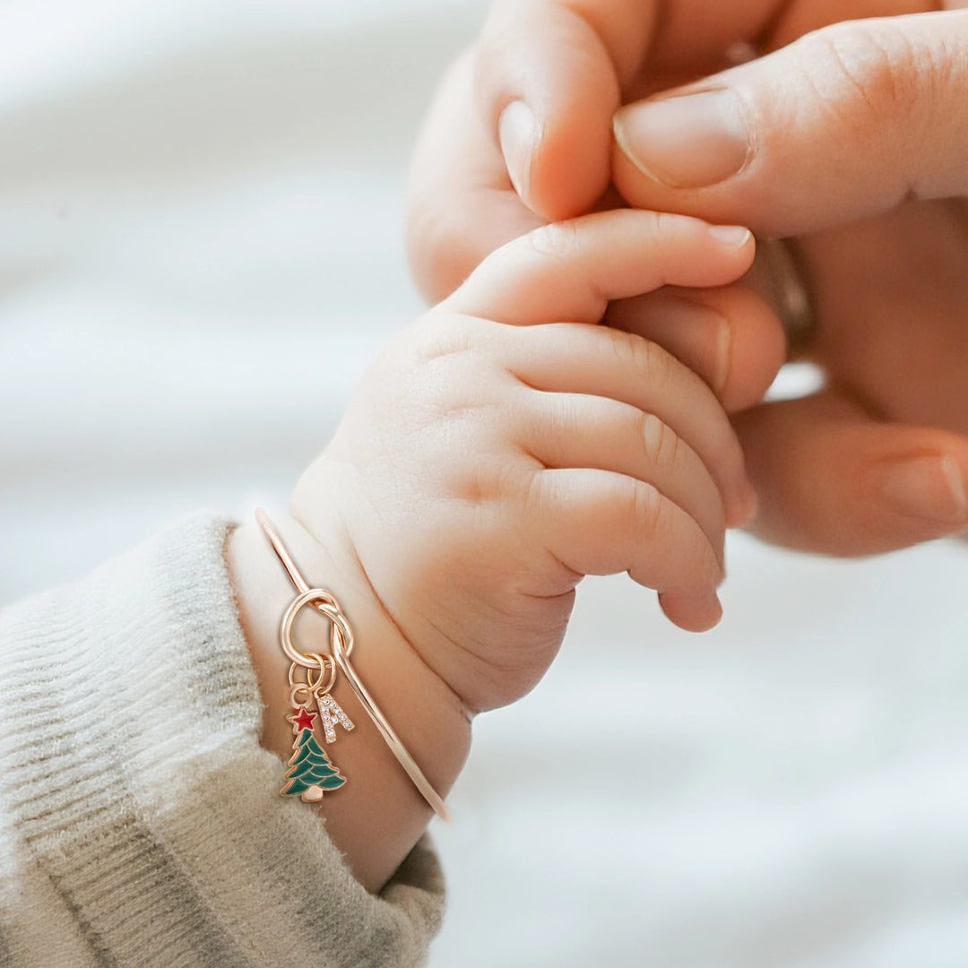 Custom Christmas Tree Bracelet with Rhinestone Letter Charm – Adjustable Holiday Jewelry Gift