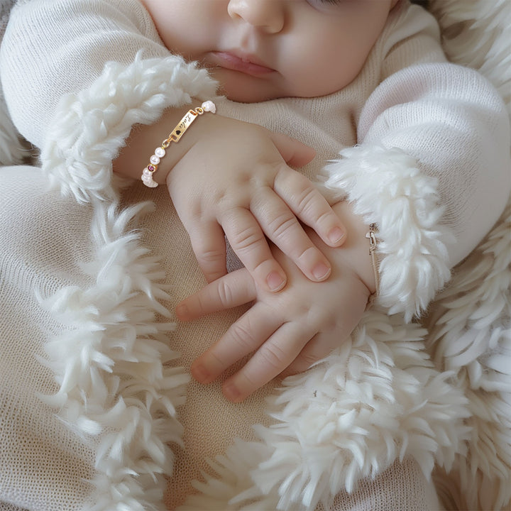 Personalized Baby Pearl Bracelet with Name & Birthstone – Custom Infant Gift