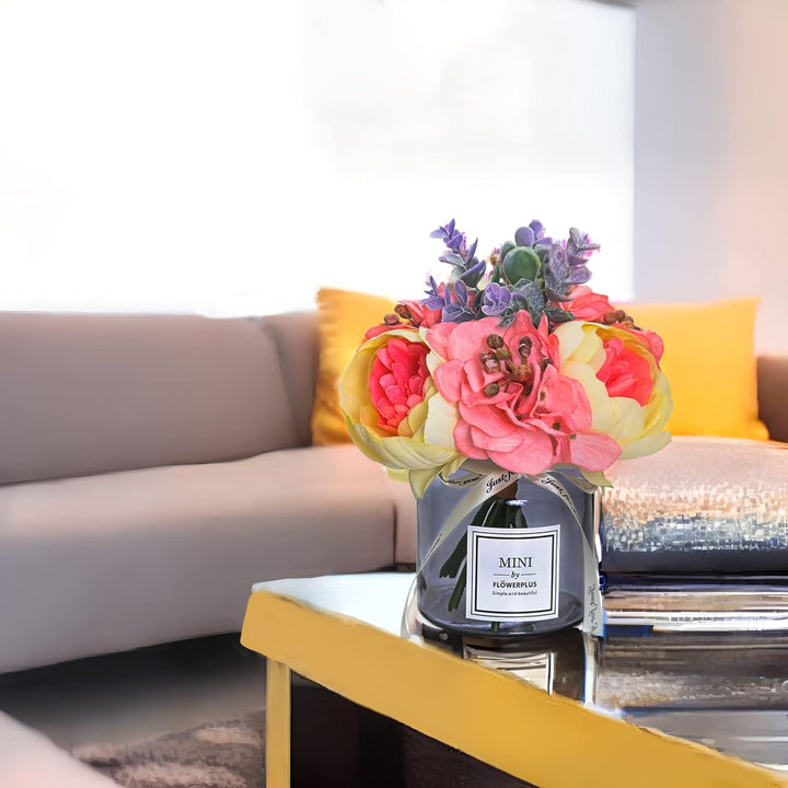 Personalized artificial hydrangea and glass vase decoration Ins style