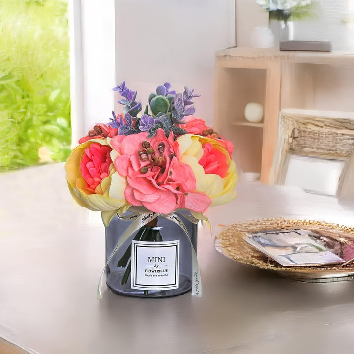 Personalized artificial hydrangea and glass vase decoration Ins style