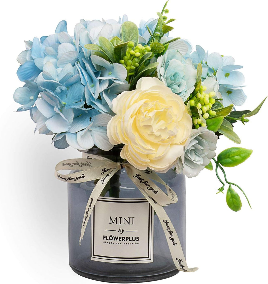 Personalized artificial hydrangea and glass vase decoration Ins style