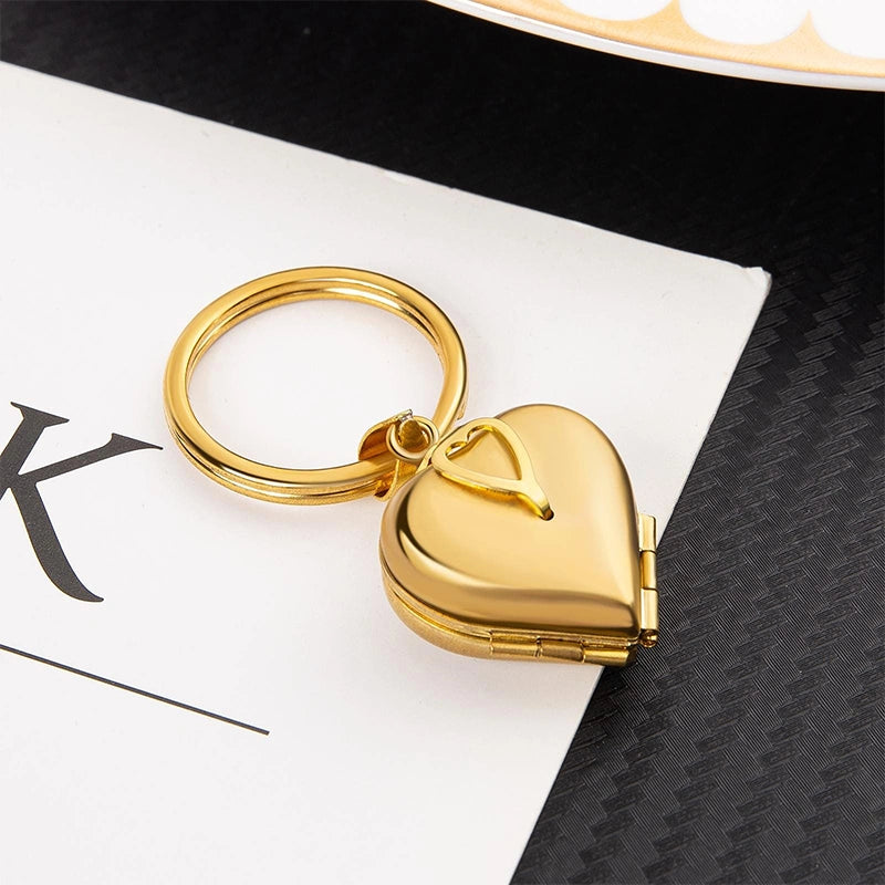 Custom Heart Locket Photo Keychain – Lucky Clover Folding Picture Keychain | Personalized Gift for Mom, Grandma, First Mother’s Day