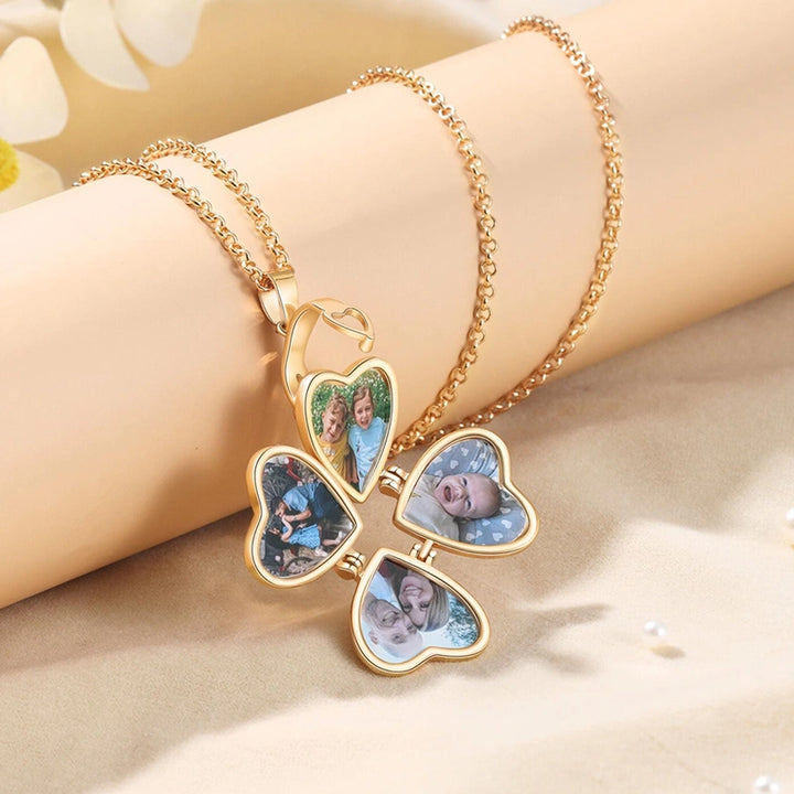 Custom Heart Locket Photo Keychain – Lucky Clover Folding Picture Keychain | Personalized Gift for Mom, Grandma, First Mother’s Day