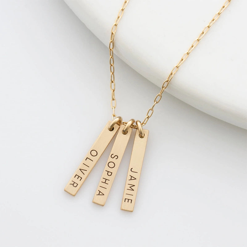 Engraved Vertical Bar Necklace with Multiple Names – Personalized Dainty Bar Necklace for Mom, Mother’s Day Gift