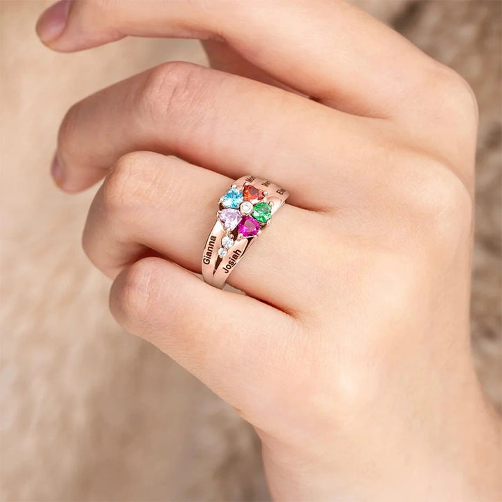 Family Bloom Personalized Birthstone Ring – 1–8 Heart Gemstones with Engraved Names