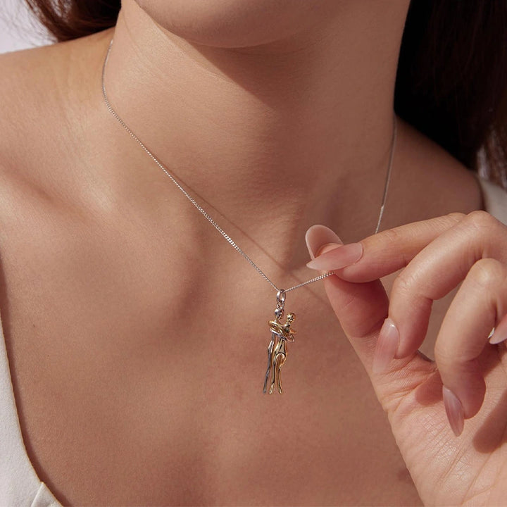 Hug Necklace
