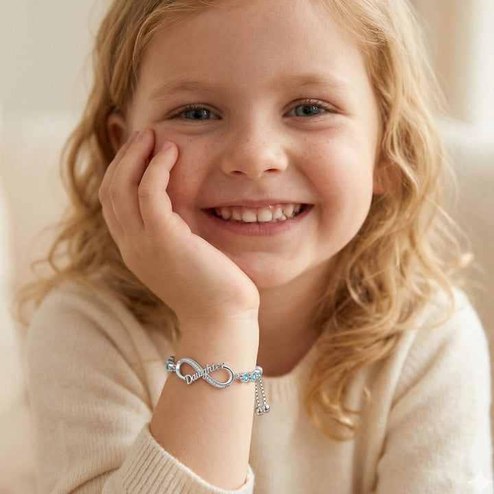 Infinity Love Bracelet for Mom – Elegant Zirconia Jewelry Gift for Women