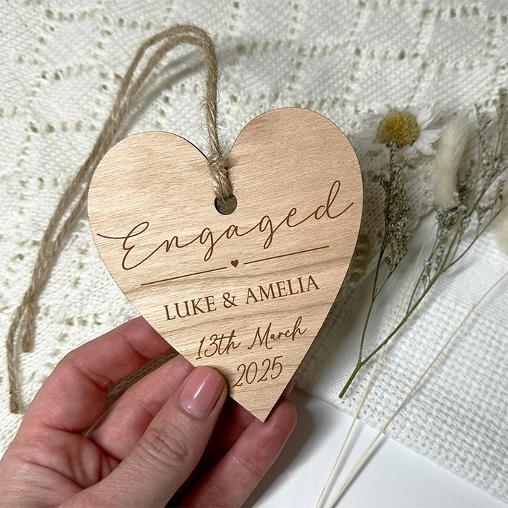 Personalised Engagement Photo Frame & Plaque – Custom Wooden Engagement Picture Frame 4x6 5x7 6x8, Engraved Gift for Newly Engaged Couples