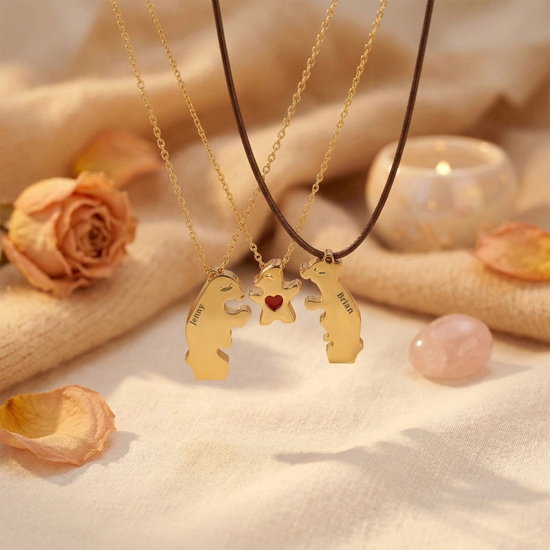 Personalized Bear Family Necklace – Custom Mom Necklace with Kids Names, Engraved Heart Pendant Gift