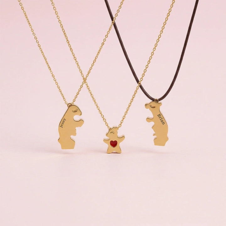 Personalized Bear Family Necklace – Custom Mom Necklace with Kids Names, Engraved Heart Pendant Gift