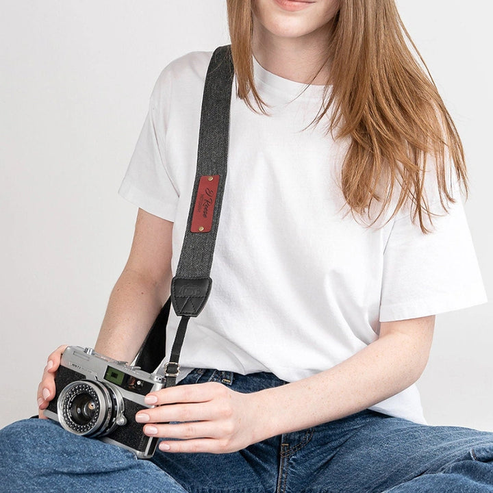 Personalized Camera Strap – Vegan Leather Neck Strap for DSLR & Mirrorless Cameras, Custom Photographer Gift, Travel & Valentine’s Day Gift
