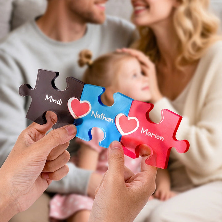 Personalized Couple Puzzle Name Sign with Heart – Custom Interlocking Names Acrylic Plate, Valentine’s Day & Anniversary Gift