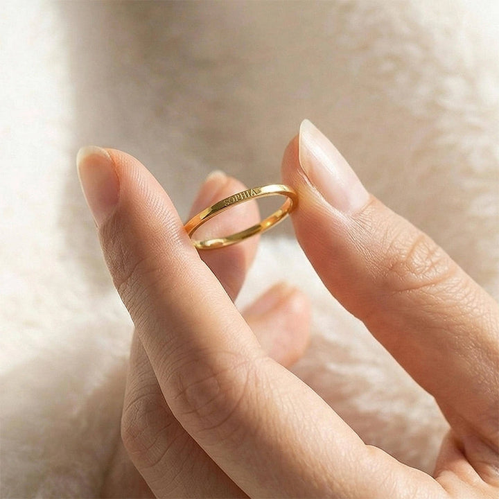 Personalized Engraved Ring – Custom Name Band & Maiden Name Ring, Minimalist Jewelry Gift for Her