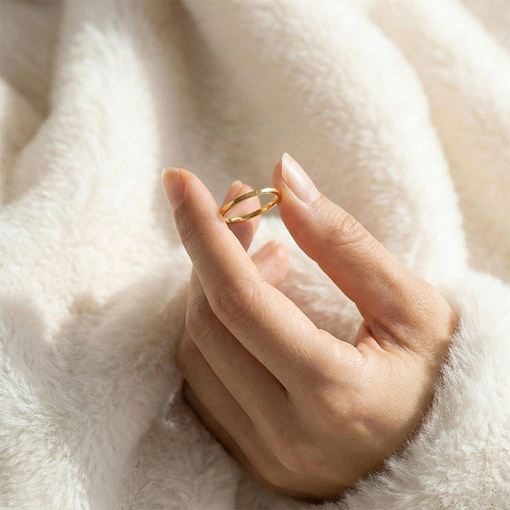 Personalized Engraved Ring – Custom Name Band & Maiden Name Ring, Minimalist Jewelry Gift for Her