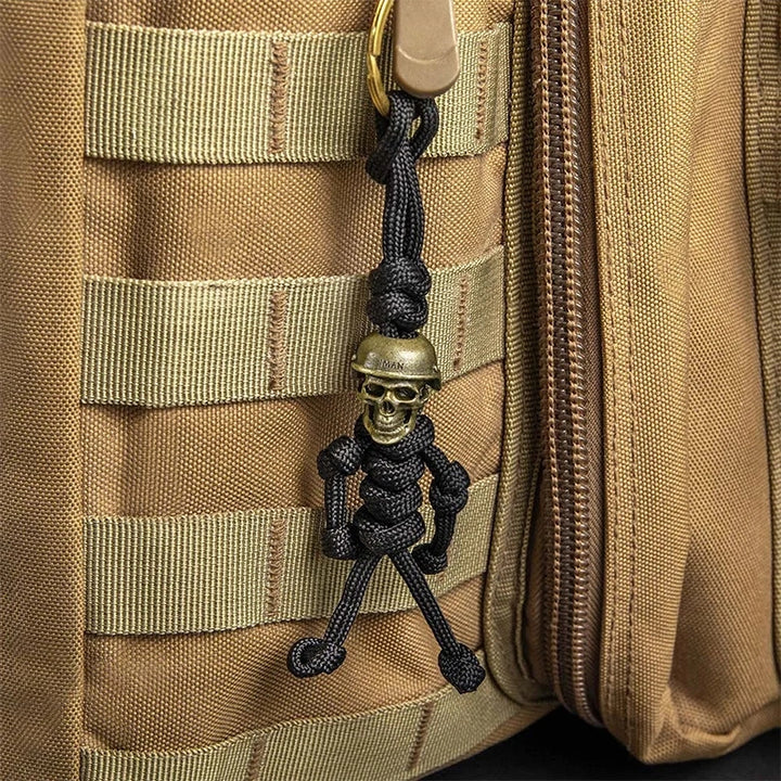 Personalized Gothic Skull Keychain – Handmade Braided Paracord Keychain with Engraved Name
