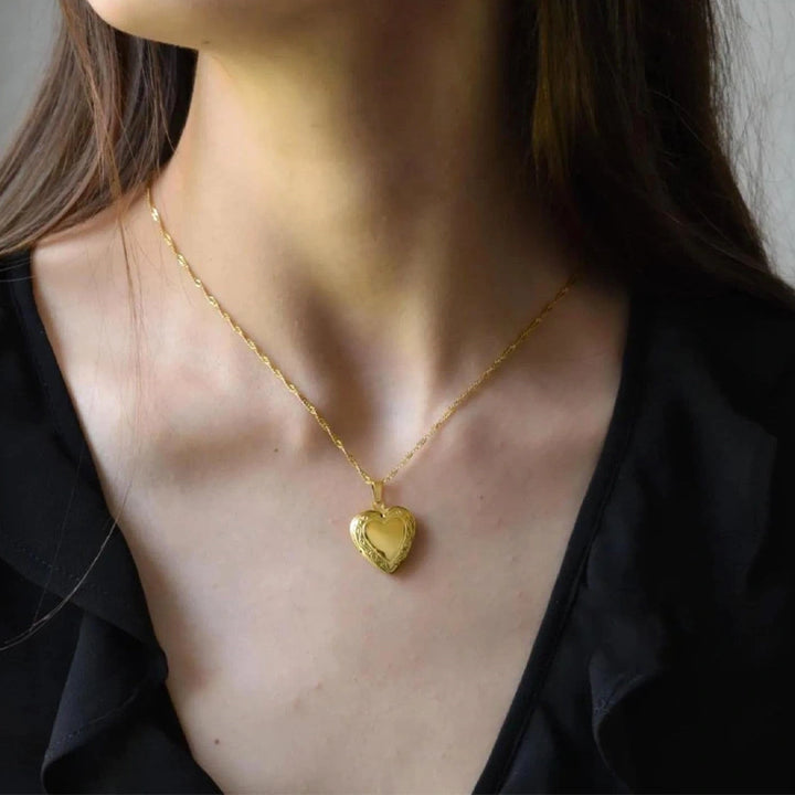 Personalized Heart Locket Necklace Gold Filled – Custom Photo & Cremation Locket, Waterproof Jewelry Gift for Her