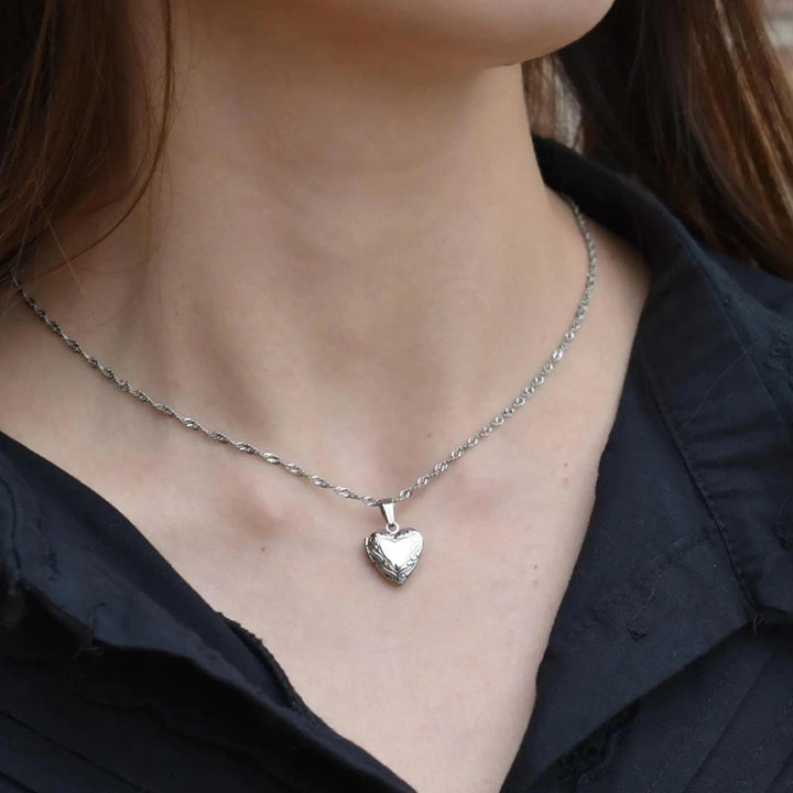 Personalized Heart Locket Necklace Gold Filled – Custom Photo & Cremation Locket, Waterproof Jewelry Gift for Her