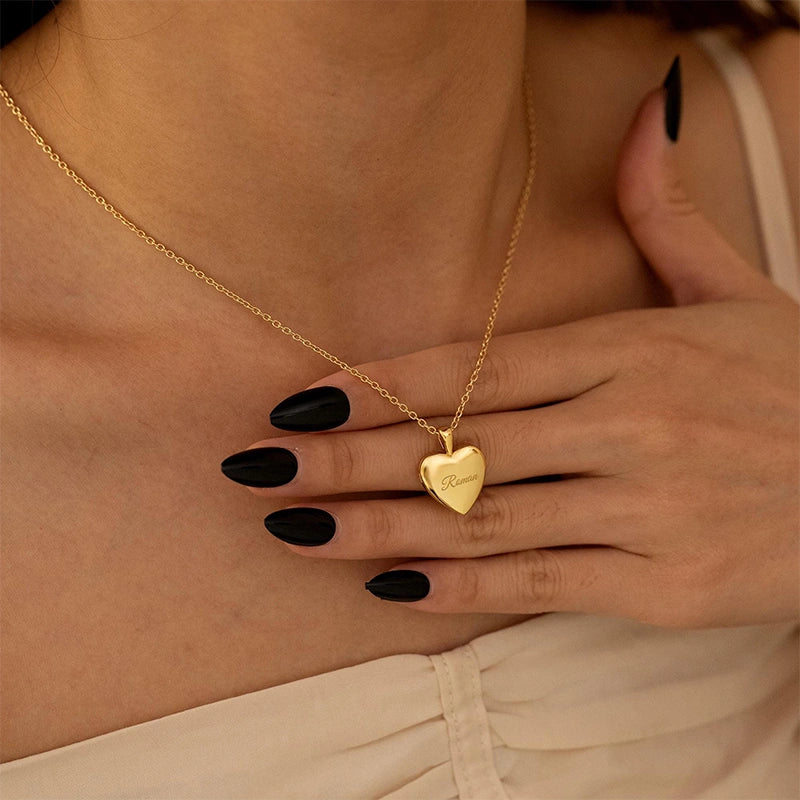 Colar de Prata de Lei Personalizado com Coração — Nomes Ocultos, Mensagem Secreta