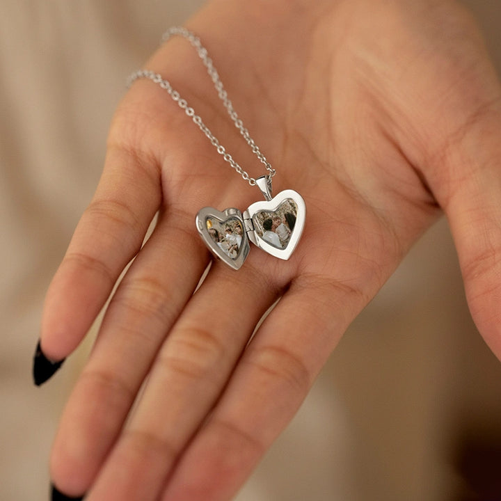 Colar de Prata de Lei Personalizado com Coração — Nomes Ocultos, Mensagem Secreta