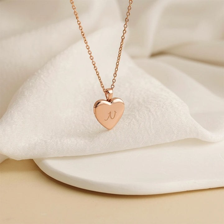 Colar de Prata de Lei Personalizado com Coração — Nomes Ocultos, Mensagem Secreta