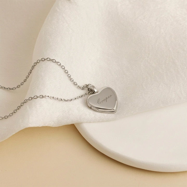 Colar de Prata de Lei Personalizado com Coração — Nomes Ocultos, Mensagem Secreta