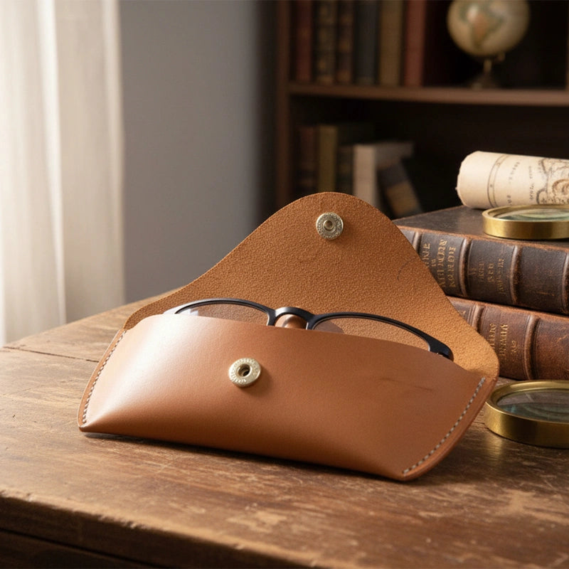 Personalized Leather Glasses Case – Handmade Custom Eyewear Protector, Minimalist Gift for Him or Her, Anniversary & Valentine’s Day Gift