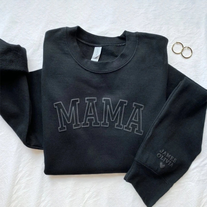 Personalized Mama Sweatshirt with Kids Names on Sleeve – Custom Mother’s Day Gift for Mom, Minimalist Mom Crewneck