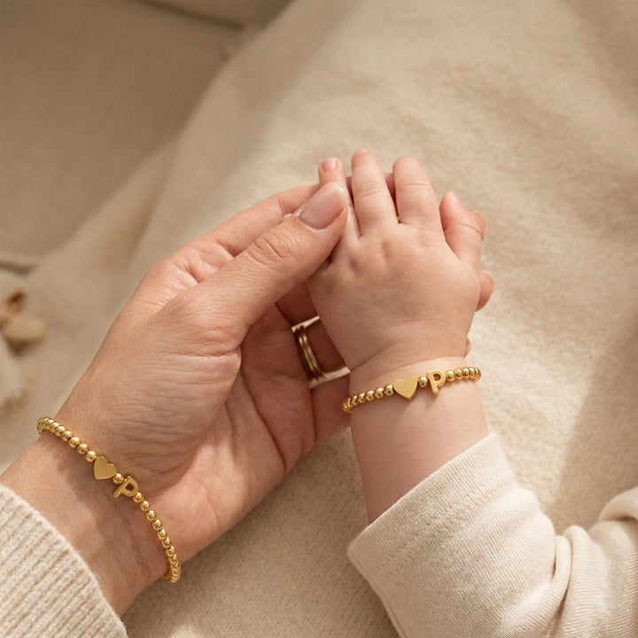 Personalized Mom & Kids Initial Bracelet – Gold Bead Matching Family Bracelet with Heart Charm