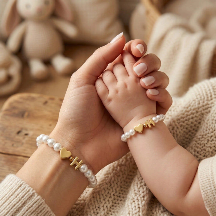 Personalized Mom & Kids Pearl Initial Bracelet – Matching Mother Daughter Bracelet with Heart Charm