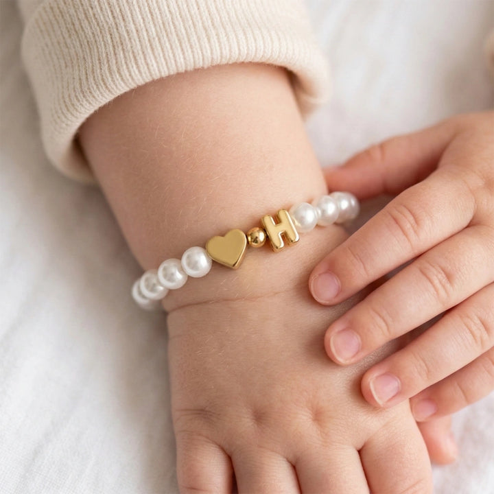 Personalized Mom & Kids Pearl Initial Bracelet – Matching Mother Daughter Bracelet with Heart Charm