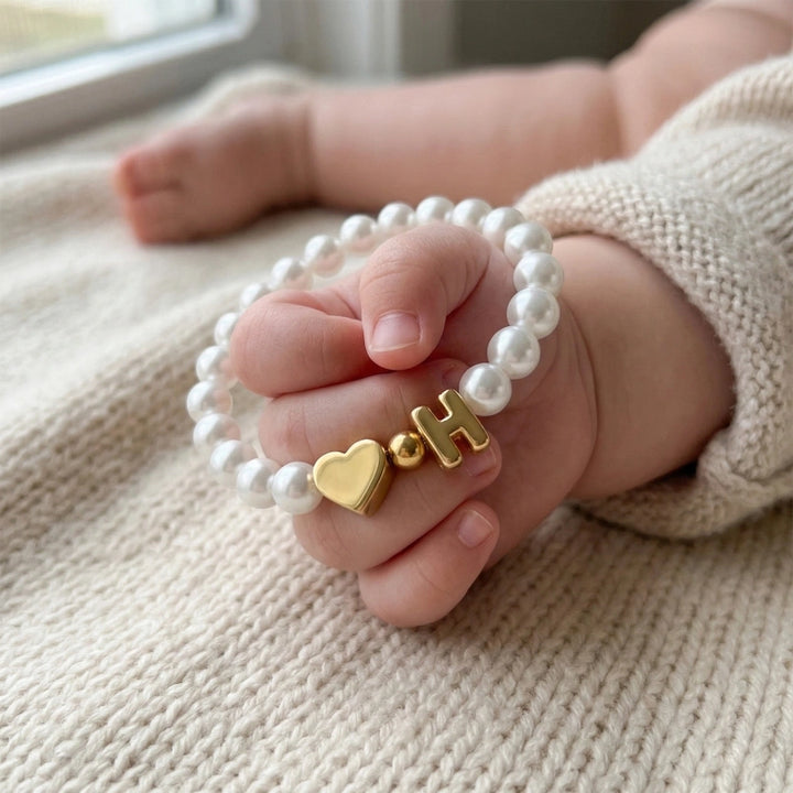 Personalized Mom & Kids Pearl Initial Bracelet – Matching Mother Daughter Bracelet with Heart Charm