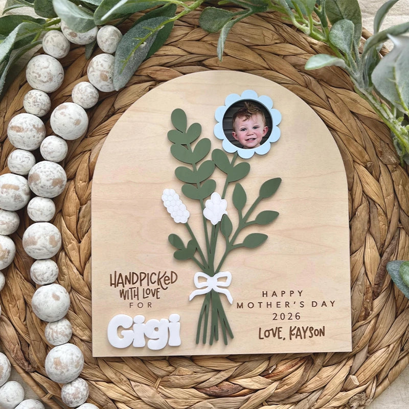 Personalized Mother’s Day Flower Photo Sign – Custom Wooden Bouquet Photo Frame Gift for Mom or Grandma