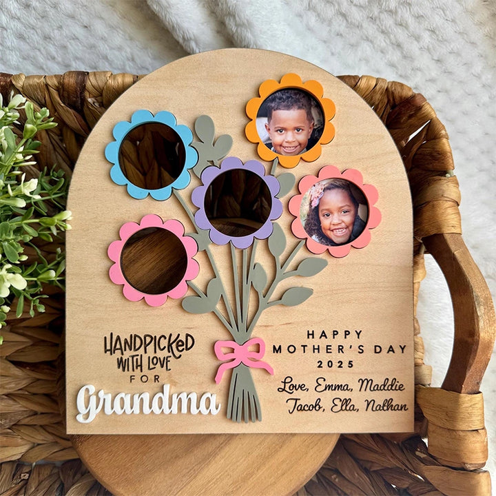 Personalized Mother’s Day Flower Photo Sign – Custom Wooden Bouquet Photo Frame Gift for Mom or Grandma