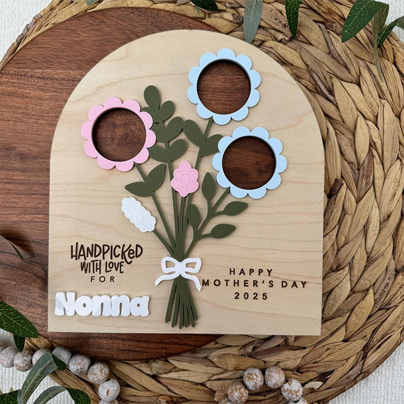 Personalized Mother’s Day Flower Photo Sign – Custom Wooden Bouquet Photo Frame Gift for Mom or Grandma