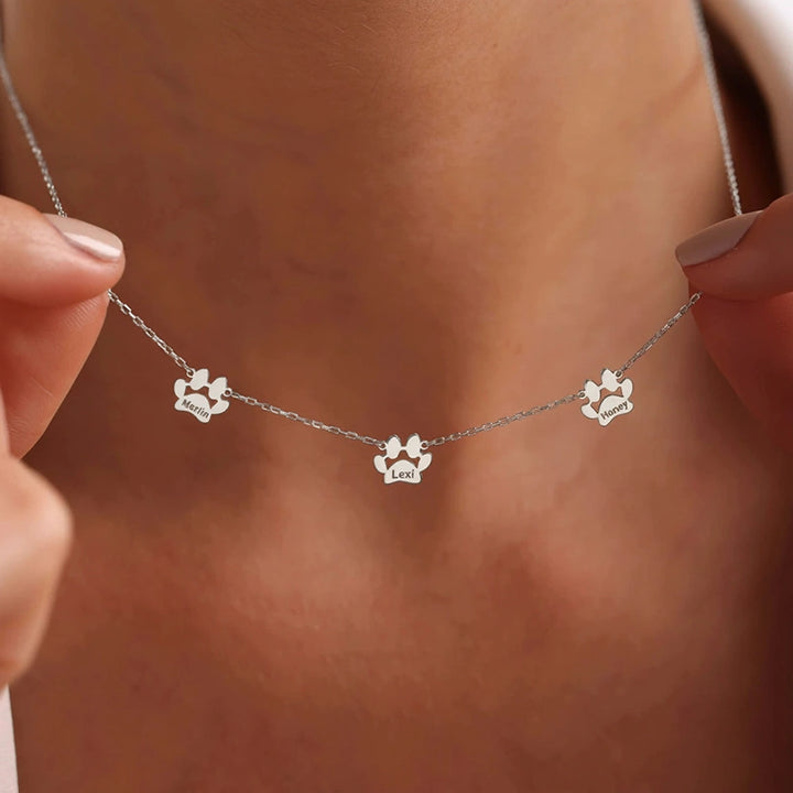 Personalized Paw Print Name Necklace – Custom Pet & Family Name Necklace