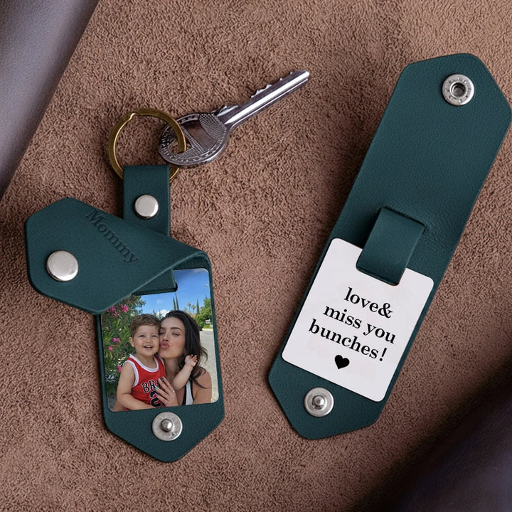 Personalized Photo Keychain for Mom – Custom Leather Keepsake Gift for Mother’s Day