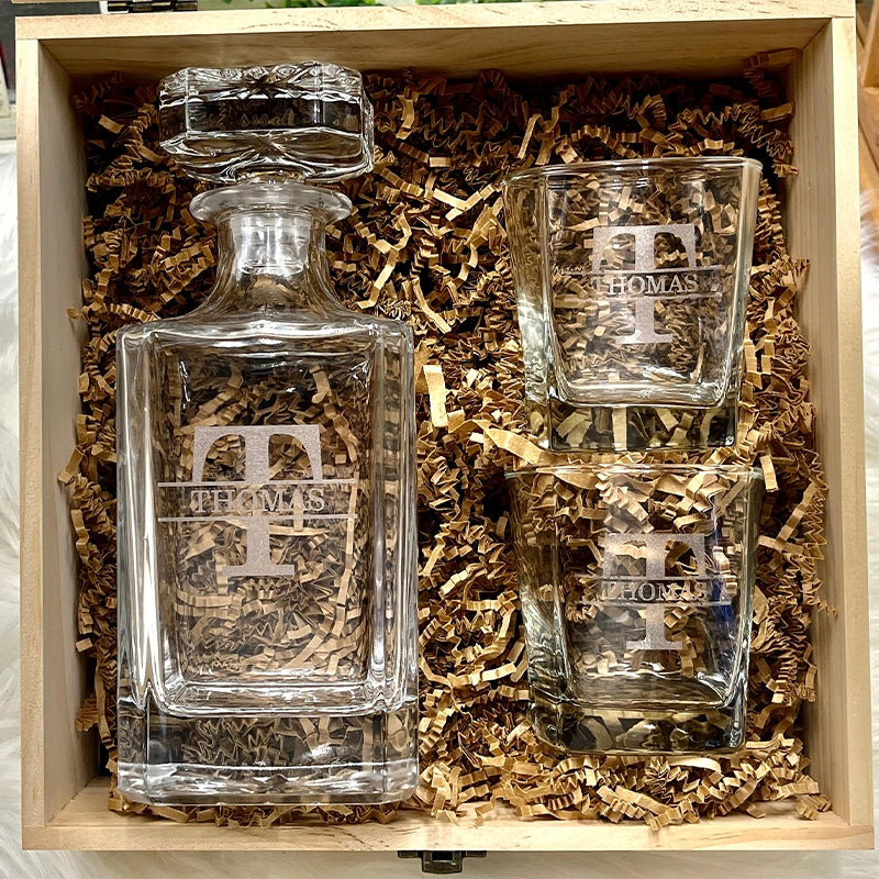 Personalized Whiskey Decanter Set – Valentine’s Day Gift for Him, Custom Engraved Decanter & Glasses