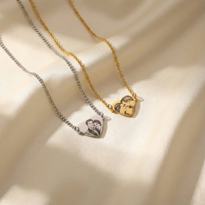 Real Picture Necklace – Custom Portrait Personalized Photo Necklace for Valentine’s Day & Family Gifts